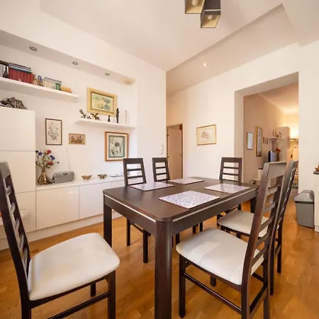 Lägenhet One Bedroom Center *