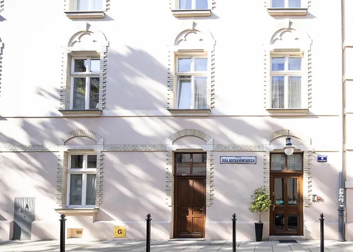 One Bedroom Center Apartament *